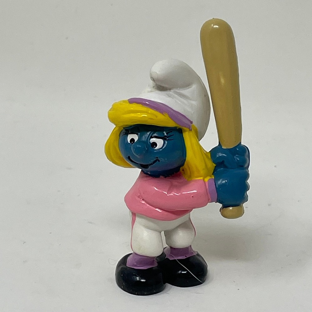 Vintage 1984 Smurfette Baseball Player Figure Schleich Peyo Hong Kong W Berrie